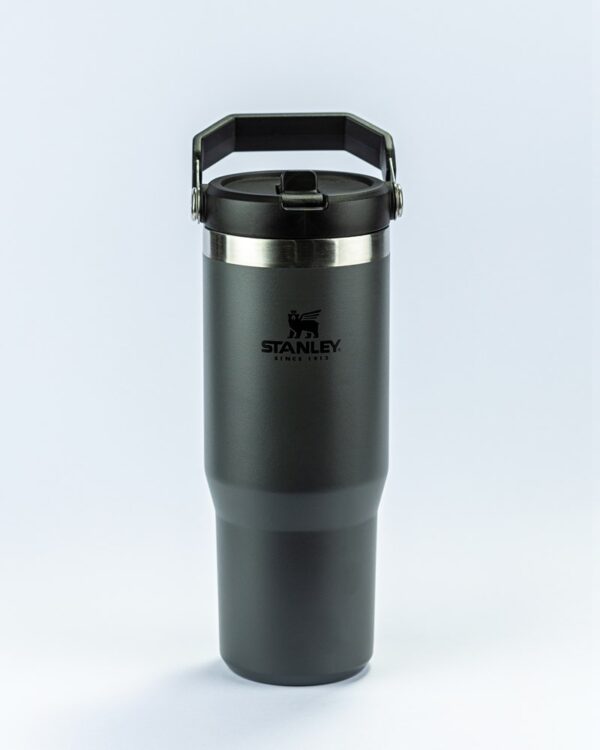 Tumbler Térmico Flip Straw Stanley Charcoal | 887ML